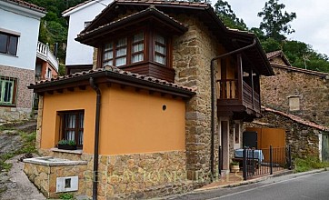 Casa de Aldea Mariana en Mieres, Asturias
