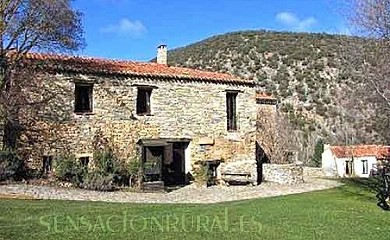 Complejo Turístico Rural Valdelavilla en San Pedro Manrique - Foto 1, Soria