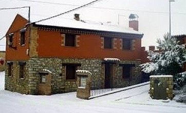 Apartamentos turísticos La Fuensanta en Cella, Teruel