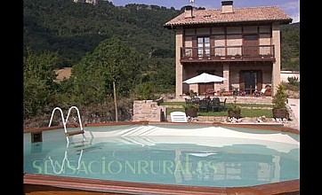 Casa Rural Urederra I y II en Baquedano, Navarra