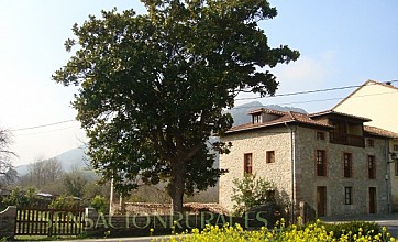 Casas Rurales La Roza en Peñamellera Baja, Asturias