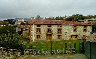 CASA Y APARTAMENTOS CORRAL CASIANO en Robledo de la Guzpeña - Foto 1, León