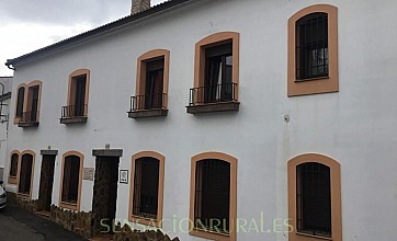 Apartamentos Rurales Los Molinos en Fuentes De León, Badajoz