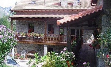 Apartamentos Casa Modesta en Caunedo (Somiedo), Asturias