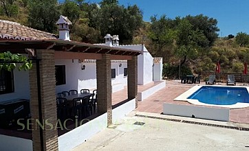 Casa Acebuche y Casa Solana Regidor en Sedella, Málaga