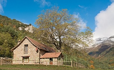 Borda Batista en Hecho - Foto 1, Huesca