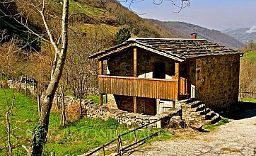 Casas Rurales Cascadas del Río Aján en Vega de Pas, Cantabria