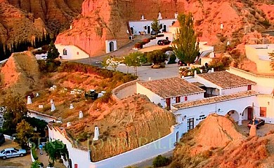 Apartamentos Cueva Pedro Antonio de Alarcon en Guadix - Foto 1, Granada