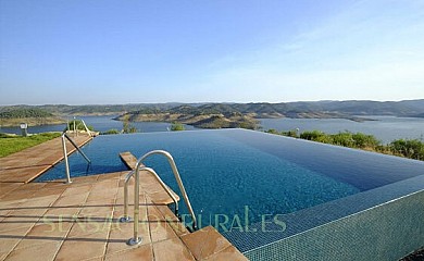 Casas Alisné en Almodóvar Del Río - Foto 1, Córdoba