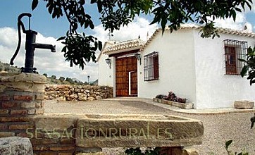 Cortijo Rural Majolero en Castillo de Locubin, Jaén