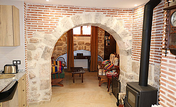 Casa Rural Ancasela y los Arcos en Santa Maria Del Campo, Burgos