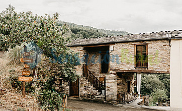 Casas de Outeiro en Samos, Lugo