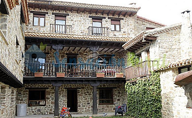 Casona de Santa Coloma en Matute de la Sierra - Foto 1, Soria