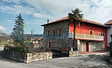 Casa Trasmiera en Solorzano, Cantabria
