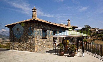 Casa Morillo y Casa Monclús en Morillo de Monclús, Huesca