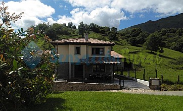 Casa El Caleru en Llanes, Asturias