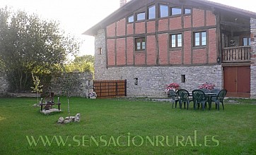 Casa Rural Apezetxea en Arruitz, Navarra