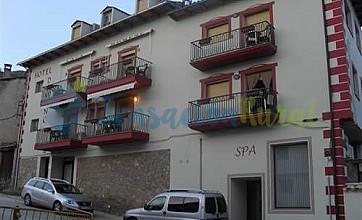 Apartamentos y Hotel Casa Domenc en Arén, Huesca