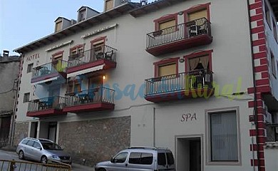 Apartamentos y Hotel Casa Domenc - Foto 1