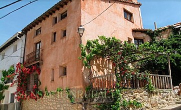 Casa Rural La Sabina en Calomarde, Teruel