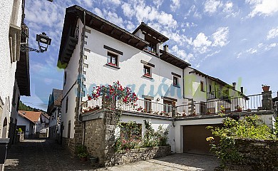 Casa Pistolo I y II en Ochagavía - Foto 1, Navarra