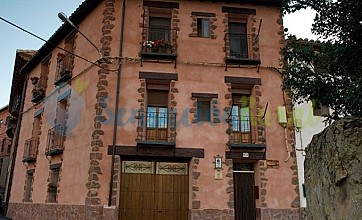 Las Cuatro Esquinas en Torres de Albarracín, Teruel