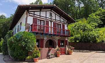 Casa Aterbea I Y II en Urdazubi. Urdax, Navarra