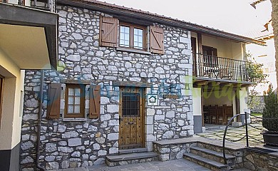 Casas Txikirrin I-II-III-Txiki en Aribe - Foto 1, Navarra