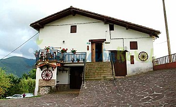 Casa Aldabeko Borda en Etxalar, Navarra
