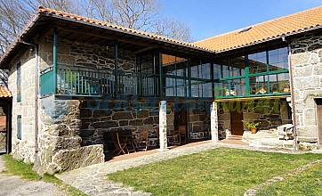 Rectoral de Candás en Rairiz de Veiga, Ourense