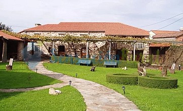 Casa Míguez en Touro, A Coruña