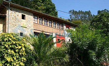 Casa de Aldea la Vallina en Valbunena, Asturias
