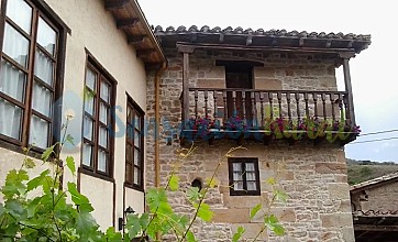 Casas de La Torre en Reocin de los Molinos, Cantabria
