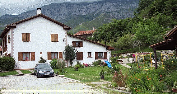 Conjunto Turístico Rural La Tablá ( Peñamellera Alta, Asturias ) -  SensacionRural