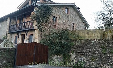La Casa de Migegos en San Vicente de la Barquera, Cantabria